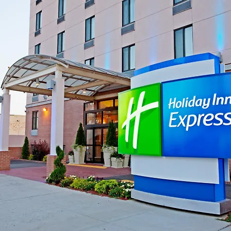 Holiday Inn Express Brooklyn By Ihg-2